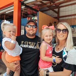 Meet your Posher, Ali